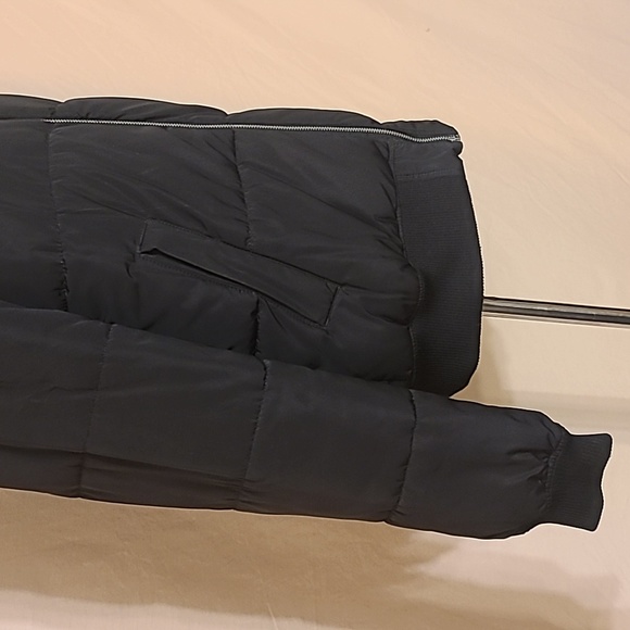 Divided H&M Black Bomber Jacket - Picture 6 of 7